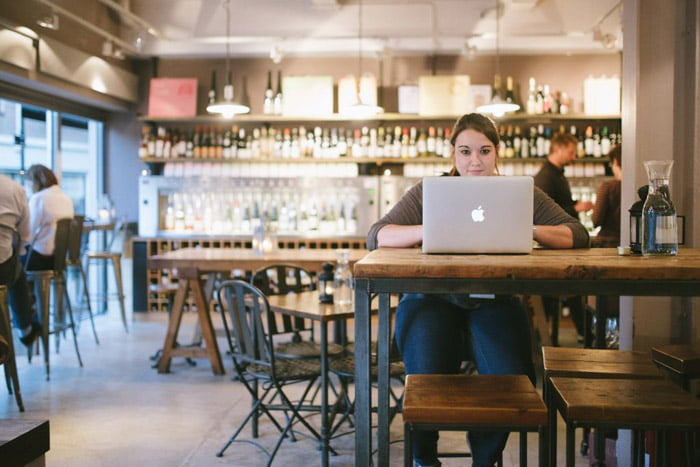 Bizimply - Manager working In Bar